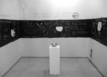 “How to raise viewers self-confidence?”. Interactive exhibition project in Sally Stuudio. Photo: Tanel Rannala